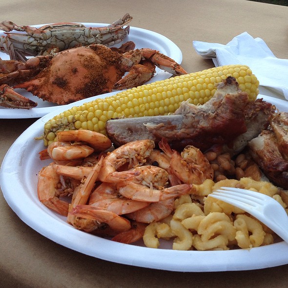 Washington Maryland Family Crab & Barbeque Feast